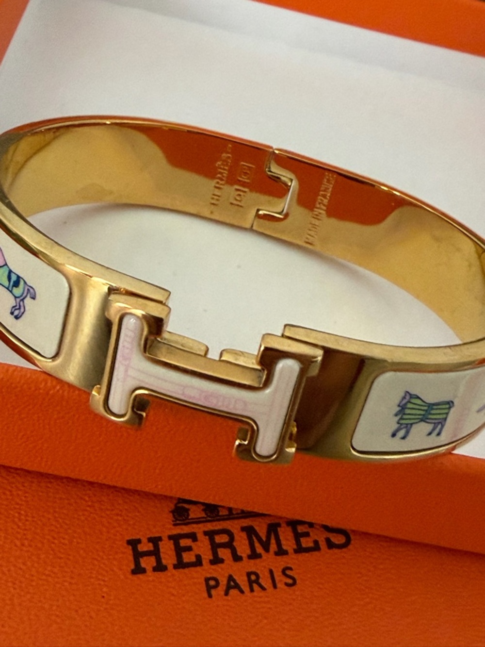Hermes Gold and White Enamel Bracelet with Multicolor Motifs - Picture 3 of 7